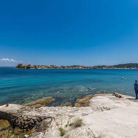 Tanzanite Apartman Sestrunj