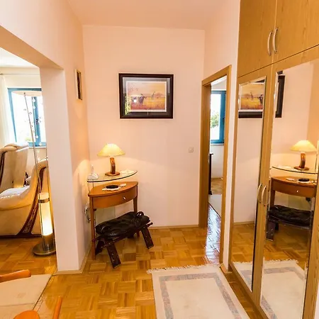 Tanzanite Apartman Sestrunj