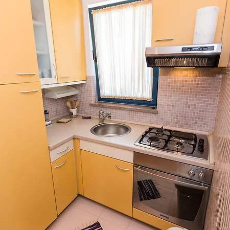 Tanzanite Apartman Sestrunj