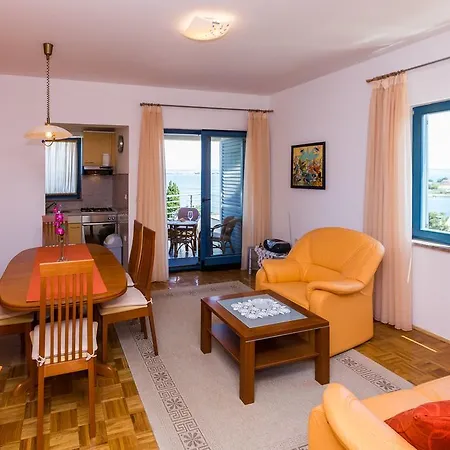 Tanzanite Apartman